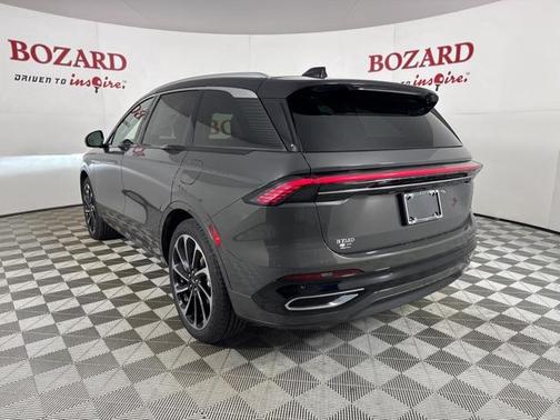 2025 Lincoln Nautilus Black Label