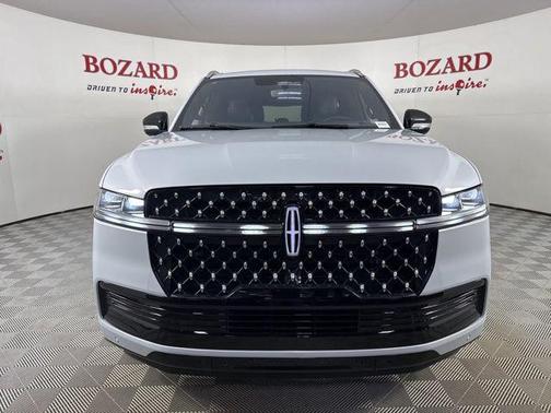 2025 Lincoln Navigator Black Label