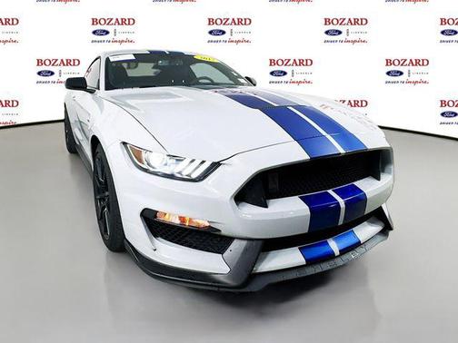 2017 Ford Shelby GT350 Base