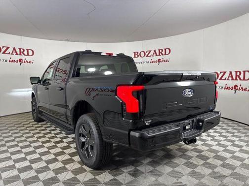 2025 Ford F-150 Lightning Flash