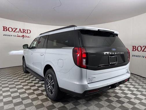 2025 Ford Expedition Max Active 4x2