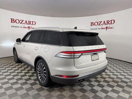 Ceramic Pearl 2021 Lincoln Aviator Reserve