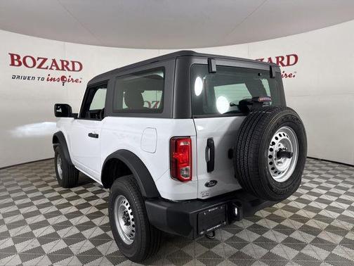 2025 Ford Bronco Base