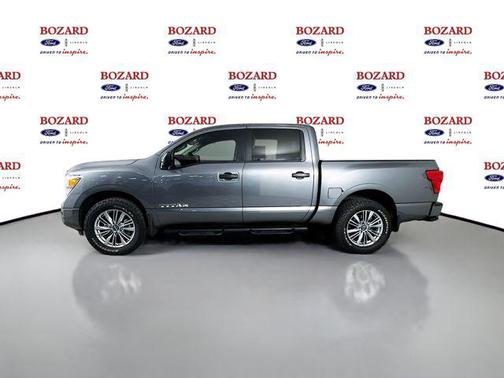 2024 Nissan Titan SV