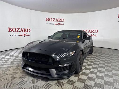 2016 Ford Shelby GT350 Base