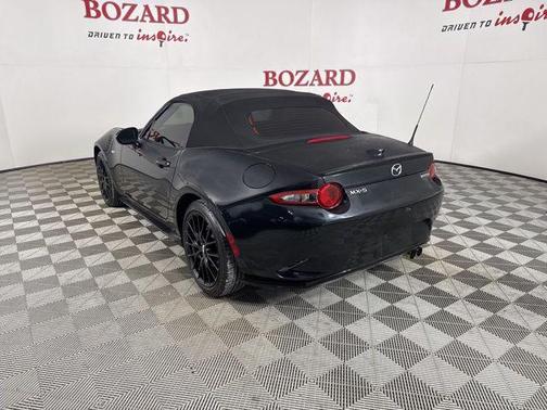 2023 Mazda MX-5 Miata Club