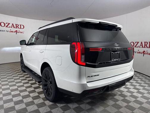 2025 Ford Expedition Platinum