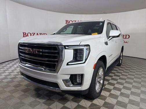 White Frost Tricoat 2022 GMC Yukon SLT