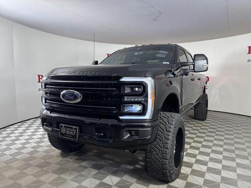 2025 Ford F-350 Platinum
