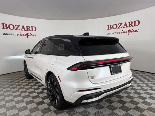 2025 Lincoln Nautilus Black Label