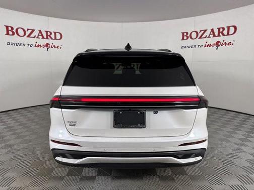 2025 Lincoln Nautilus Black Label