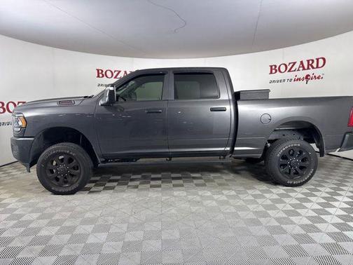 2024 RAM 2500 Tradesman Crew Cab 4x4 6'4' Box