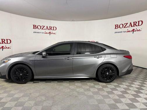 Heavy Metal 2025 Toyota Camry SE