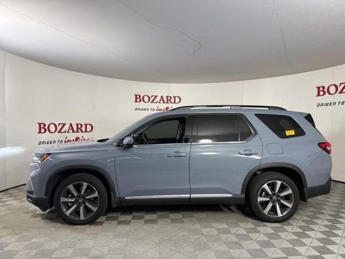 2023 Honda Pilot AWD Elite