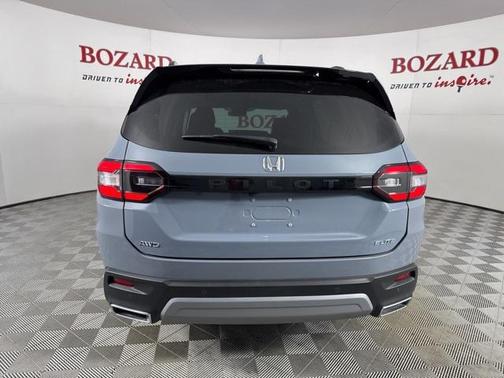 2023 Honda Pilot AWD Elite