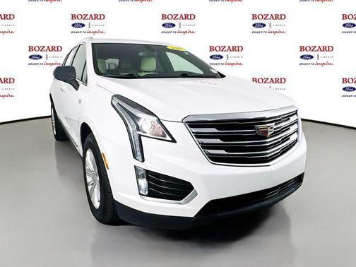 2017 Cadillac XT5 Base