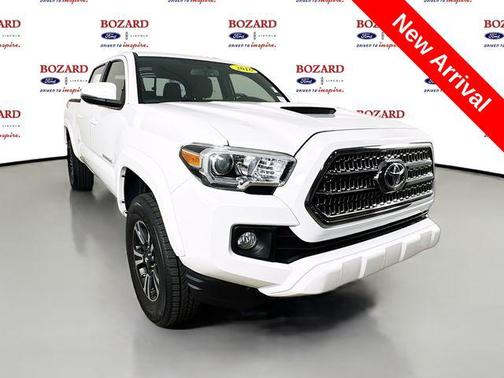 2016 Toyota Tacoma SR