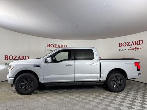 2025 Ford F-150 Lightning LARIAT