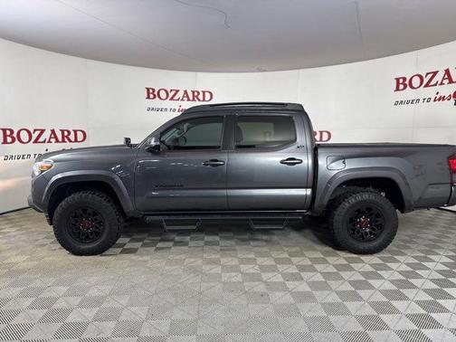 2022 Toyota Tacoma SR