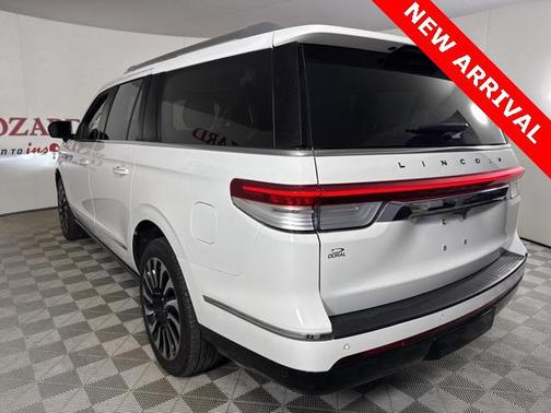 2023 Lincoln Navigator Black Label