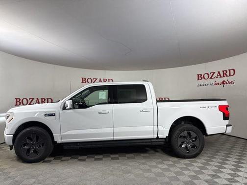 2025 Ford F-150 Lightning LARIAT