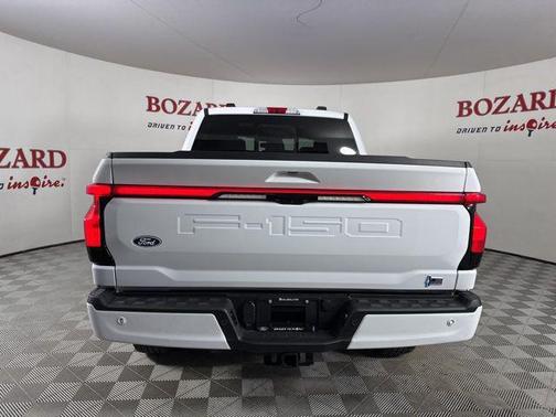 2025 Ford F-150 Lightning LARIAT