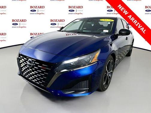 2024 Nissan Altima SR FWD