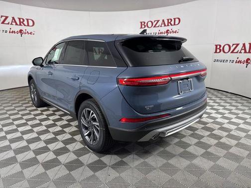 2025 Lincoln Corsair Premiere