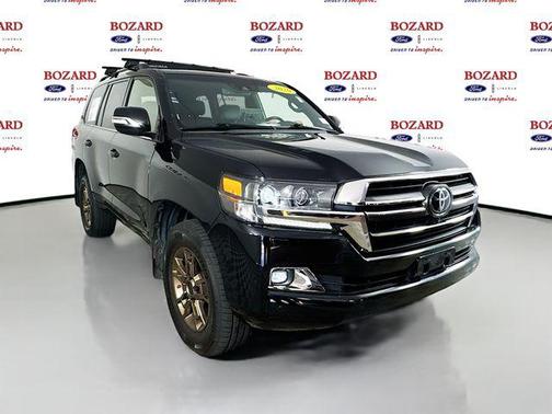 2020 Toyota Land Cruiser Base