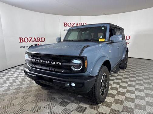 2024 Ford Bronco Outer Banks