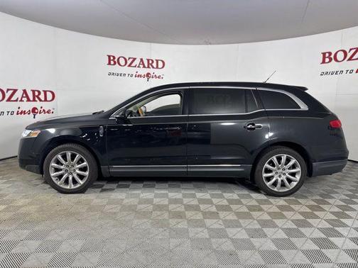 2011 Lincoln MKT Base