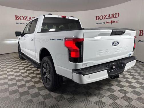 2025 Ford F-150 Lightning Flash