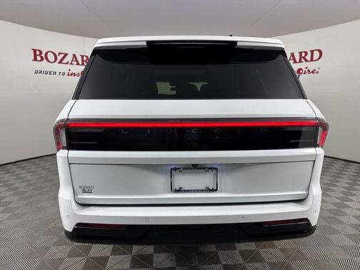 2025 Lincoln Navigator Black Label