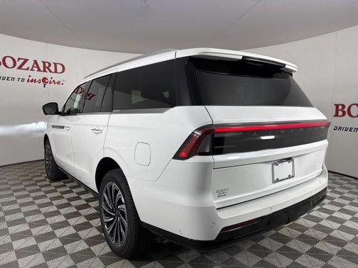 2025 Lincoln Navigator Black Label