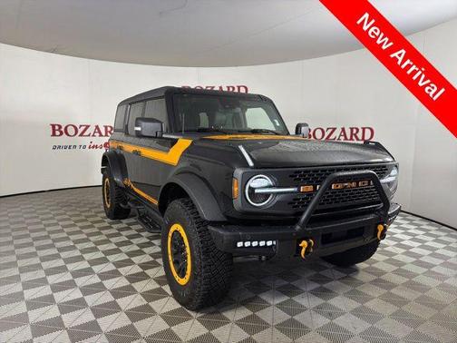 Shadow Black 2024 Ford Bronco Badlands