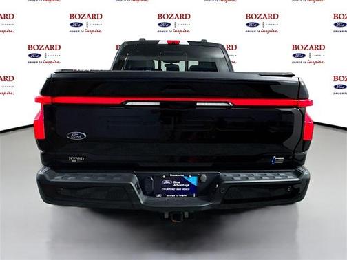 2023 Ford F-150 Lightning LARIAT