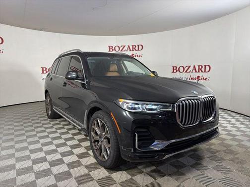 Black Sapphire Metallic 2021 BMW X7 xDrive40i