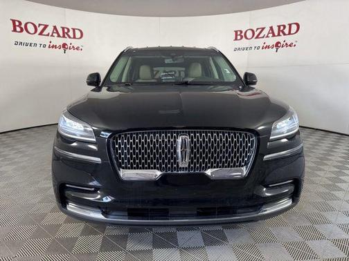 2023 Lincoln Aviator Standard AWD