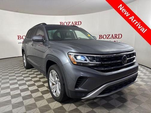 2023 Volkswagen Atlas 3.6L SE w/Technology