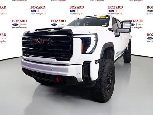 Summit White 2024 GMC Sierra 3500 AT4