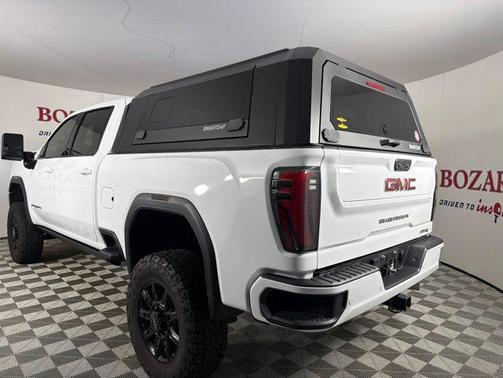 Summit White 2024 GMC Sierra 3500 AT4