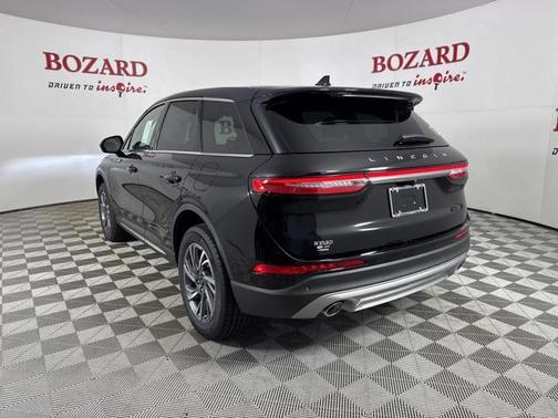 2025 Lincoln Corsair Premiere