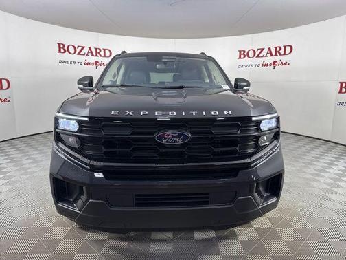 2025 Ford Expedition Max Active 4x2