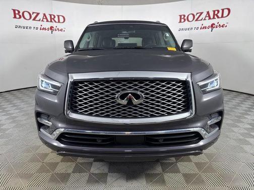 2023 INFINITI QX80 Luxe