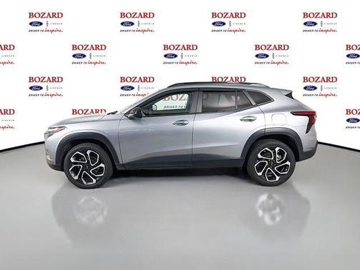 Sterling Gray Metallic 2024 Chevrolet Trax FWD 2RS