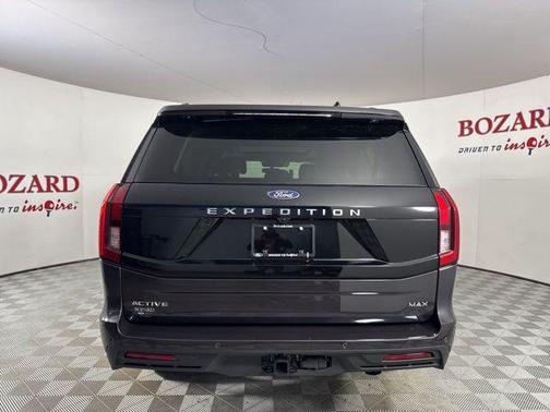 2025 Ford Expedition Max Active 4x2