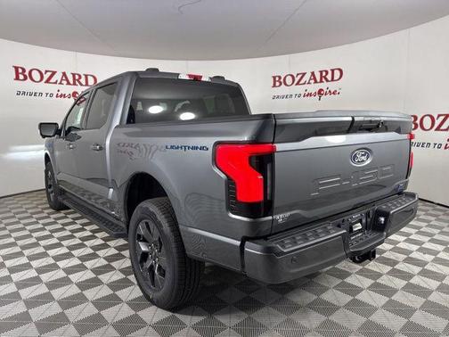 2025 Ford F-150 Lightning Flash
