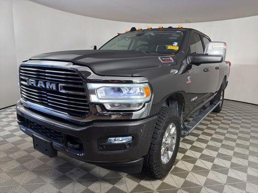 Granite Crystal Metallic Clearcoat 2024 RAM 3500 Laramie Crew Cab 4x4 6'4' Box