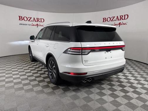 2025 Lincoln Aviator Premiere