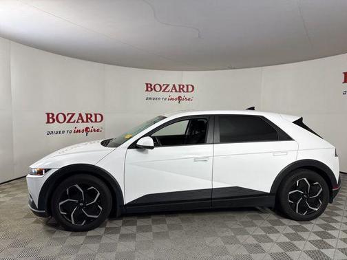 2022 Hyundai IONIQ 5 SE